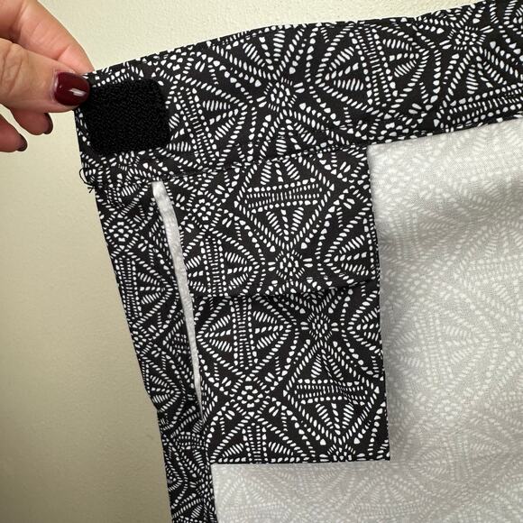 NEW RipSkirt Hawaii Women's Wrap Skirt in Black Pearl Batik Length 2 Size Large - Picture 9 of 14